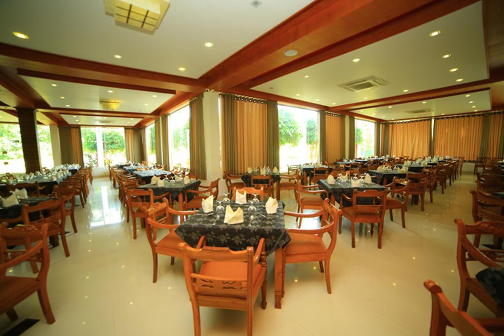 Ruins Chaaya Hotel Polonnaruwa Zewnętrze zdjęcie